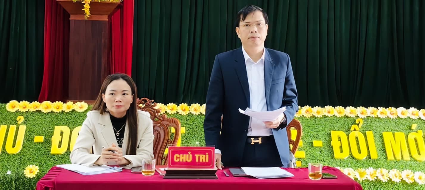 THƯỜNG TRỰC HĐND XÃ SƠN TIẾN TỔ CHỨC PHIÊN HỌP THƯỜNG KỲ THÁNG 11/2025