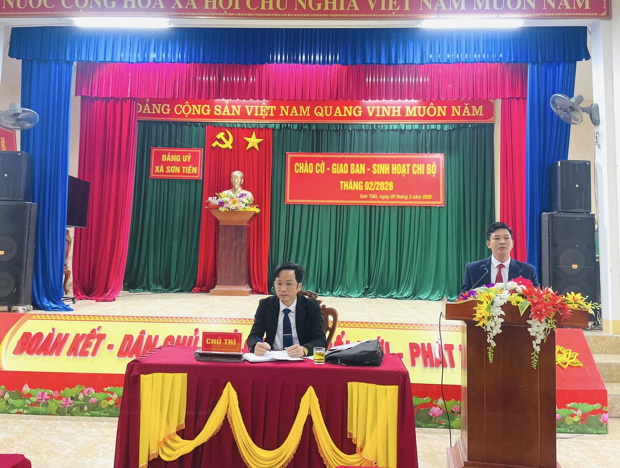 Chào cờ – giao ban – sinh hoạt chi bộ các cơ quan Đảng xã tháng 02/2026