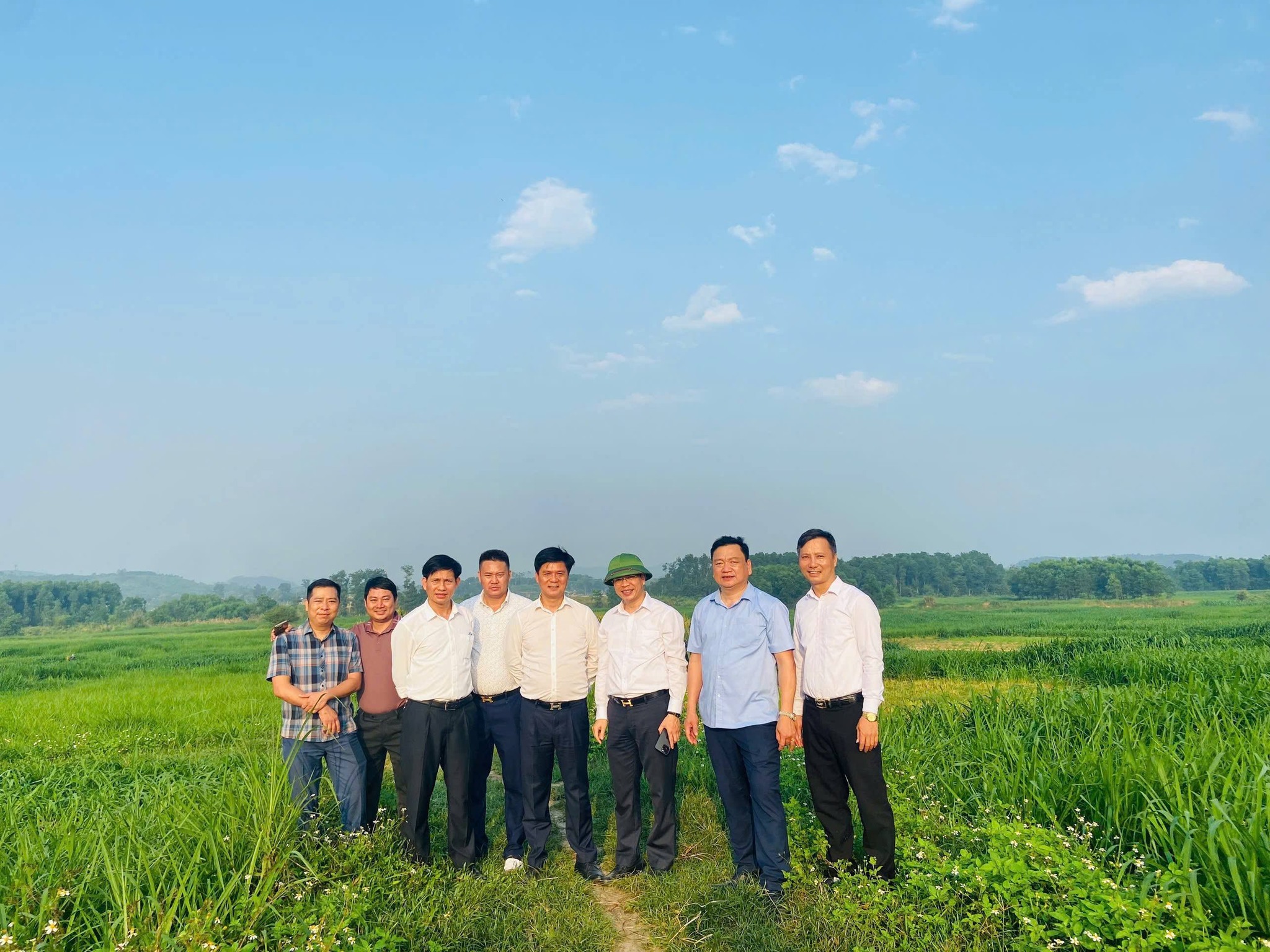 Đồng chí Phó Chủ tịch UBND tỉnh kiểm tra, chỉ đạo xúc tiến đầu tư tại Sơn Tiến