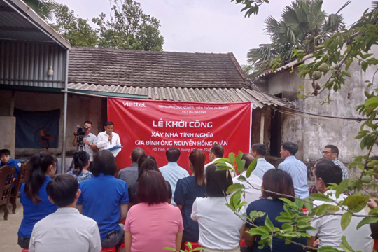 Sơn tiến khởi công xây dựng nhà ở cho hộ gia đình khó khăn Nguyễn Hồng Quân - Chung tay lan tỏa nghĩa tình, vì An sinh xã hội.