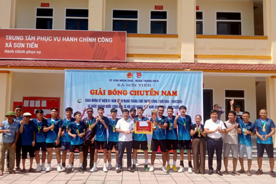 Sôi nỗi Giải Bóng chuyền nam xã Sơn Tiến năm 2026 - Khí thế tháng 8, sức mạnh đoàn kết từ 14 thôn