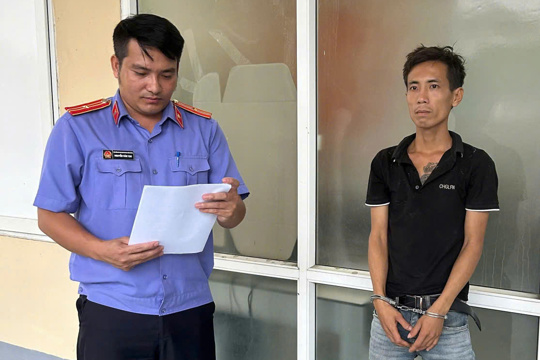Viện Kiểm sát nhân dân Khu vực 5 - Hà Tĩnh phê chuẩn Quyết định Khởi tố bị can đối với Tô Văn Giáp, về tội "Mua bán trái phép chất Ma túy".