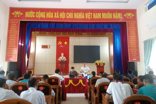 UBND xã Sơn Tiến tổ chức họp thường kỳ đánh giá kết quả thực hiện nhiệm vụ 6 tháng đầu năm , triển khai nhiệm vụ trọng tâm 6 tháng cuối năm 2026.